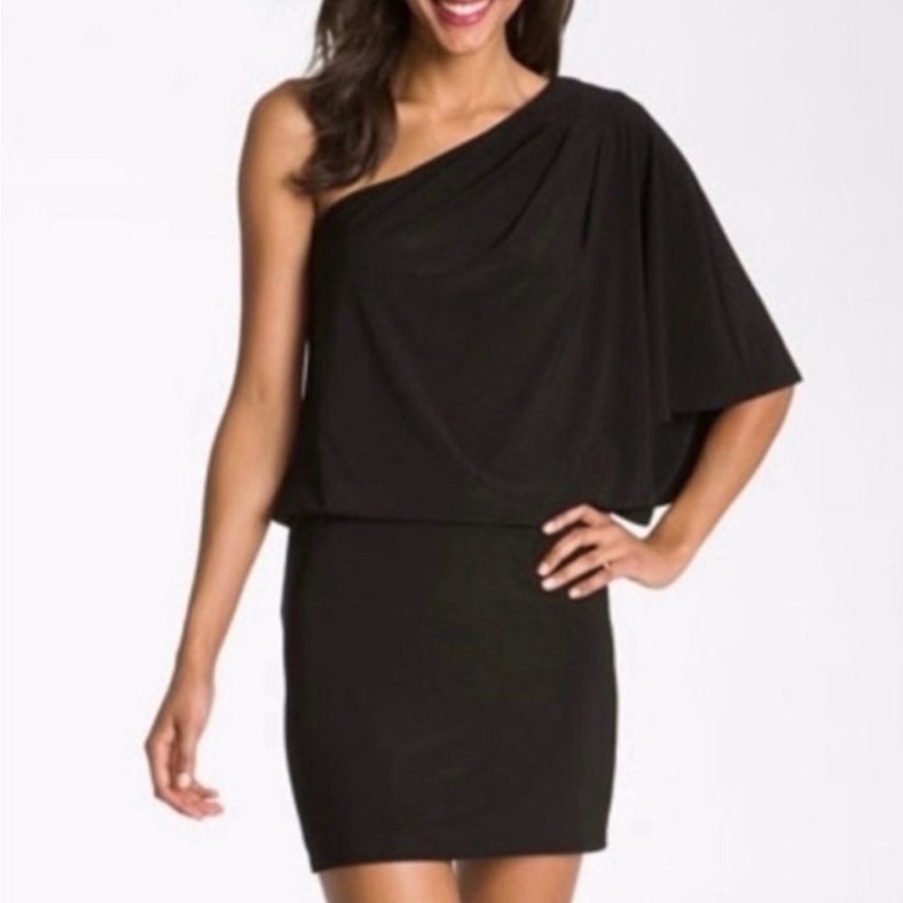 Jessica Simpson Black Dress. Size Medium. NWT.
